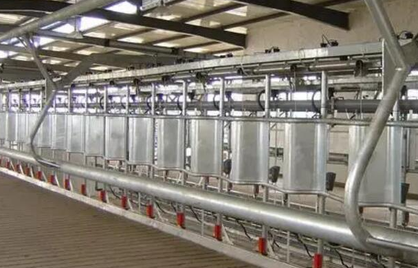 兰州钢结构- 别墅/商场/办公楼玻璃楼梯厂家!